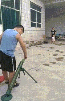 |搞笑GIF:如果再给我一次选择的机会,我绝对不会生这么多