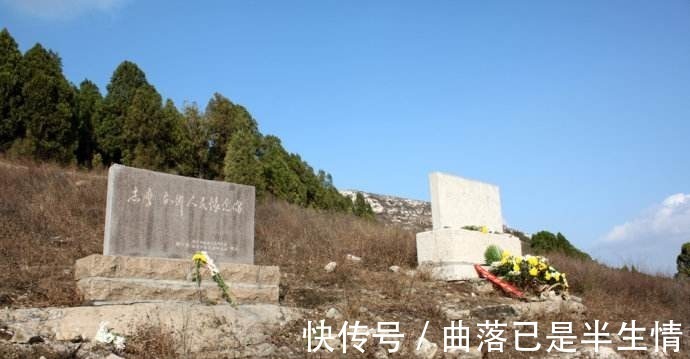 挽联$徐志摩罹难,老师送14字挽联,令人感慨!徐志摩罹难,老师送14字挽联,令人感慨!