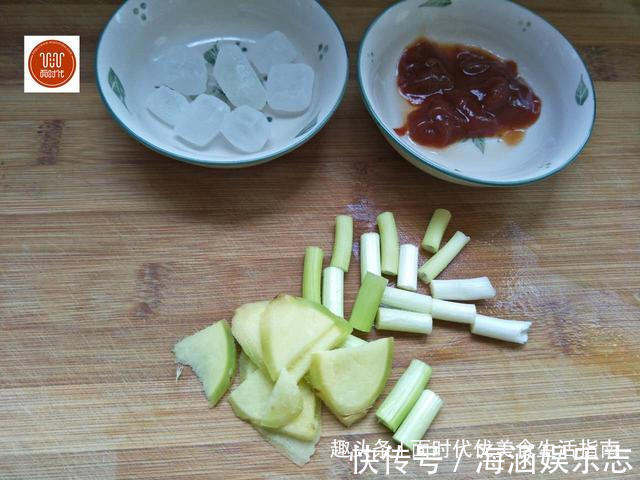 这样烧排骨,做法简单味道超好,色泽比饭店的都要好看!