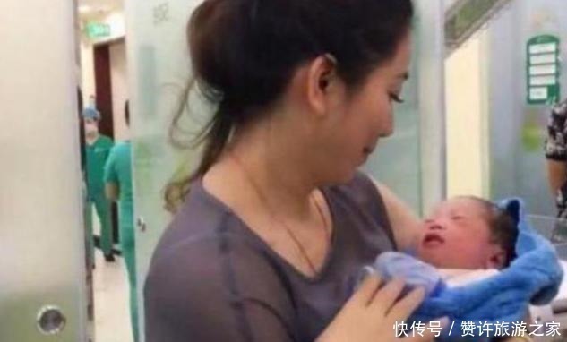 宝妈|“最美外婆”产房外火了,风头盖过刚出生宝宝,生护士都看直了眼