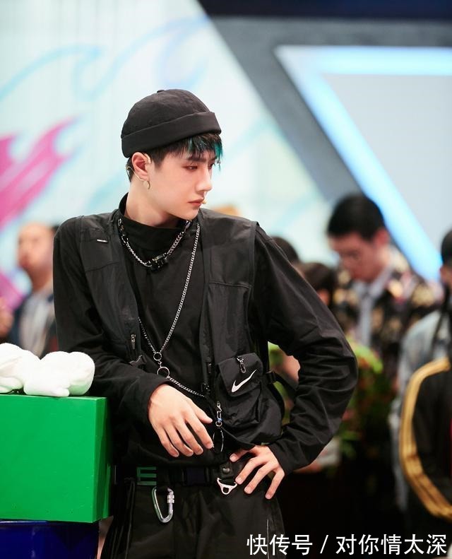 低調|炸場專家王一博實名舞臺玩家,低調有實力,有趣又可愛