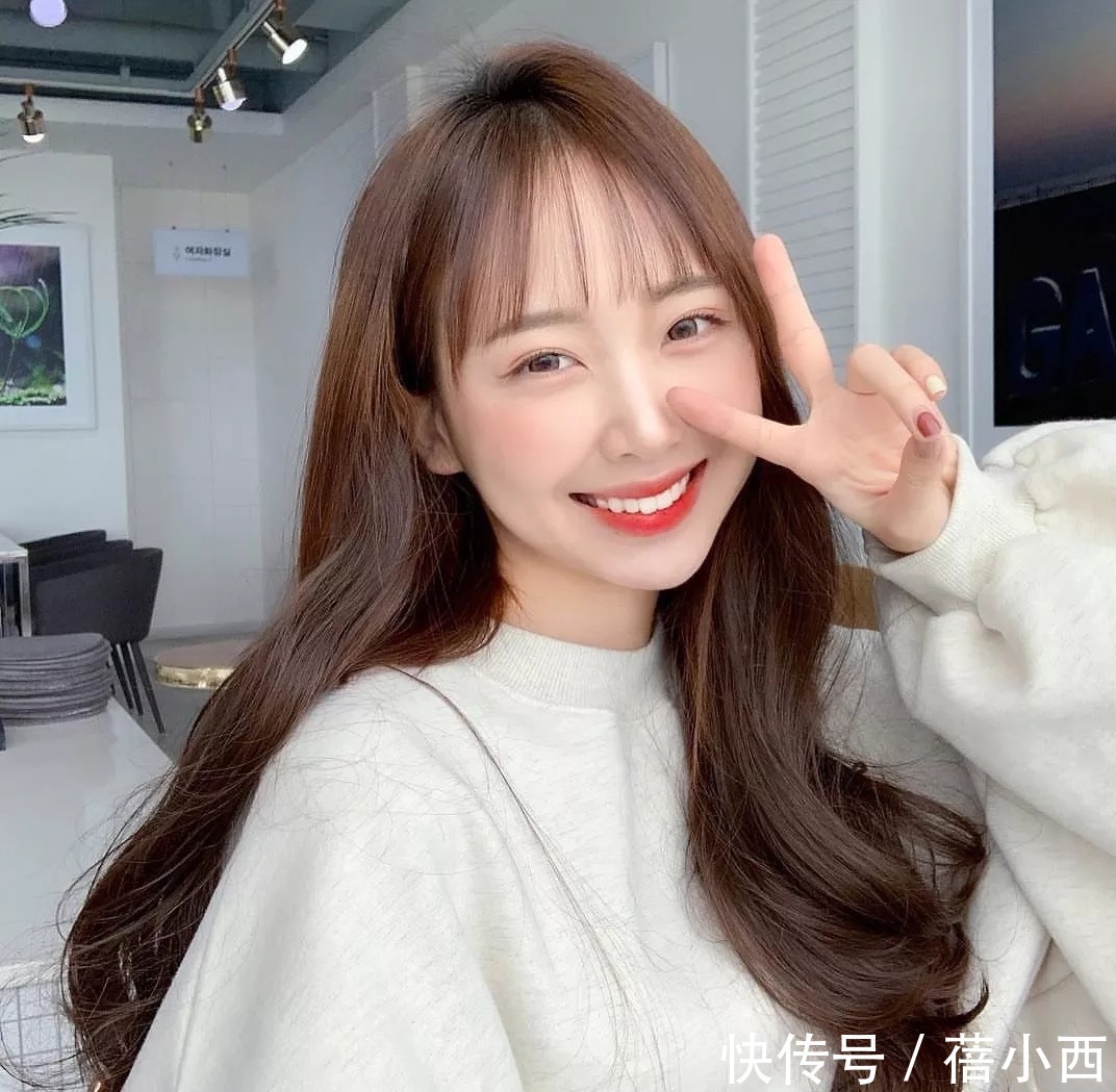 小姐姐 秋季发型别乱剪!这几款高颜值刘海了解一下,谁试谁好看!