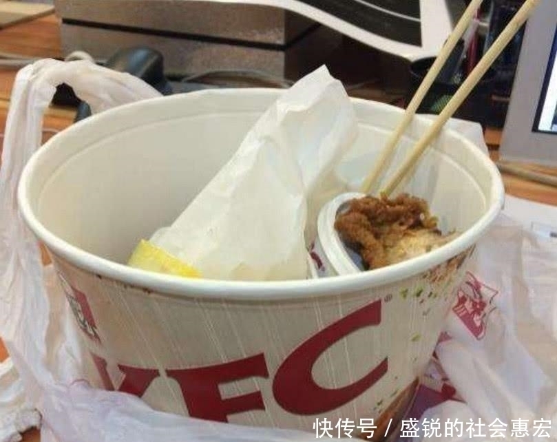 都会觉得|吃肯德基时,从不点这4种食物的人,收银员会以为你是内部人员