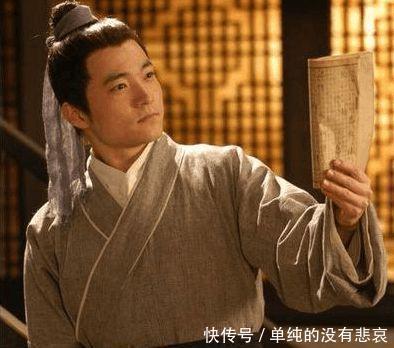 县长!厕所门口挂一对联,上联“来人不蹲就站”,下联更绝!