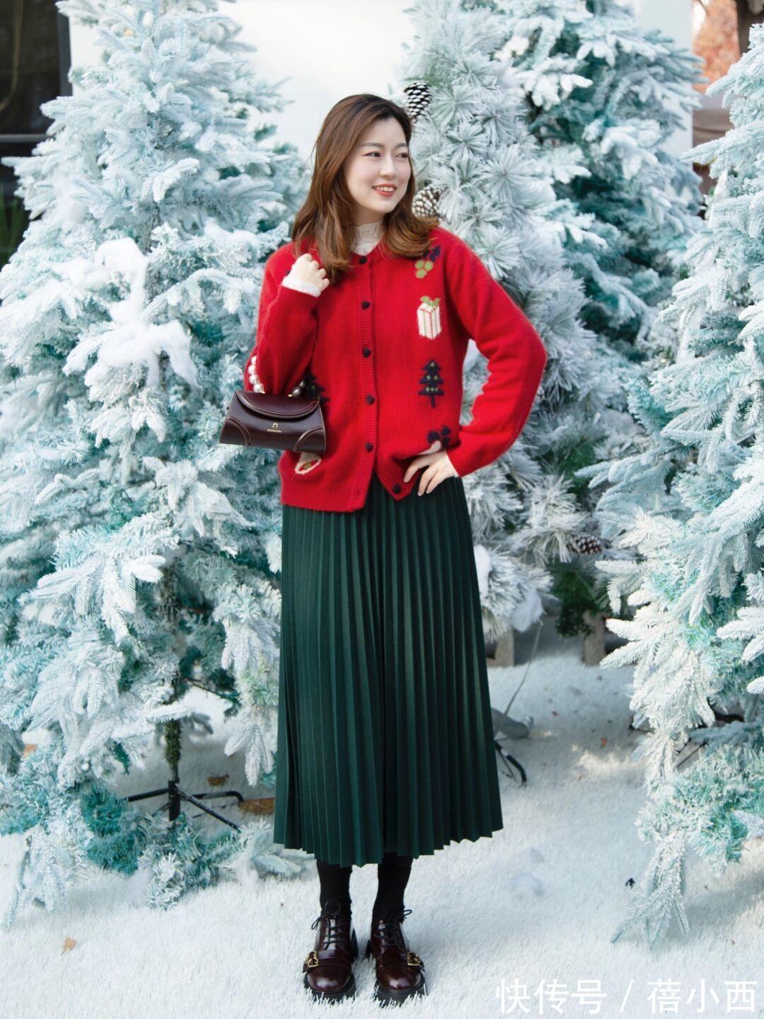 女人味|管你脸大、脖子粗,毛衣这么搭准对路,不懂穿得就照搬