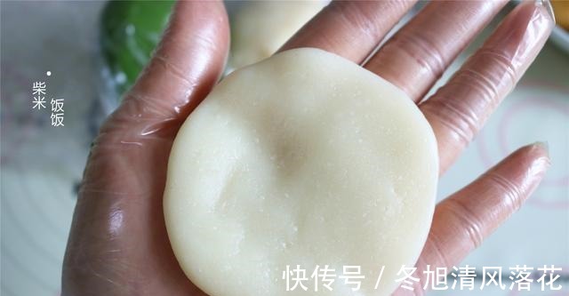 冰皮月饼|中秋节月饼，不用烤箱也能做，蒸一蒸，细腻滋润更好吃！