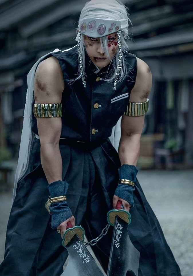 伊之助|游郭篇主角COS,伊之助帅,音柱酷,祢豆子可萌可御