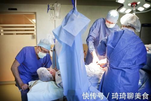 孕妇|顺产接生的过程有哪些讲究?助产士揭秘全过程,网友感慨为母不易