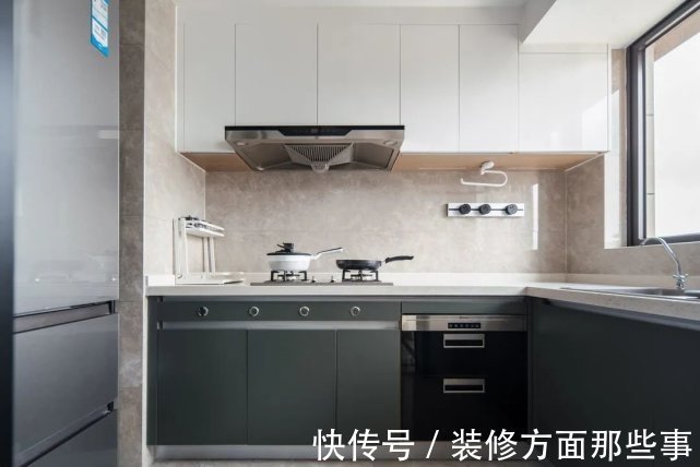 电视背景|125平温暖三居，家里电视背景和餐桌竟然都是悬浮的！