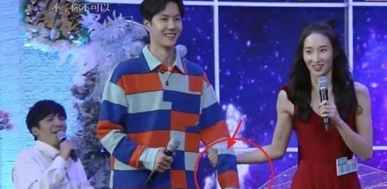 舞蹈表演|王一博录节目被嘲太肤浅？被女嘉宾选中做舞伴后，手上全是细节