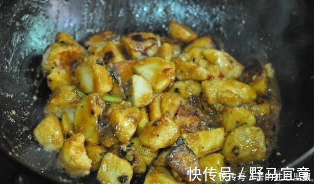黏液蛋白|它是“碱性食物”，女性多吃口臭没了，头发顺滑，腰肢也细了！