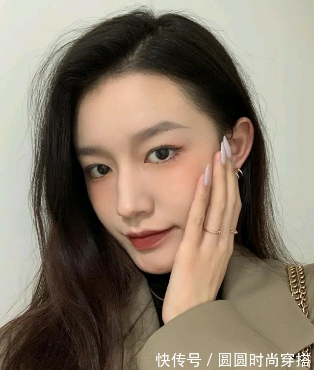 口红 MAC口红那么多,哪些最热门这几个颜色谁涂谁好看!