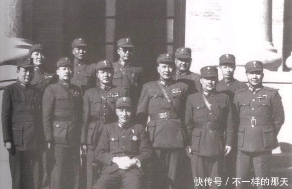 儿子|老头部队探望儿子,哨兵将其阻挡,他说叫你们师长跑步来见我