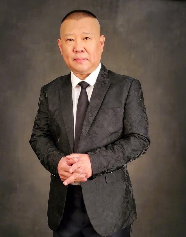 法度&郭德纲书法进步明显:脱离江湖趣味体,比姜昆写得更有意思