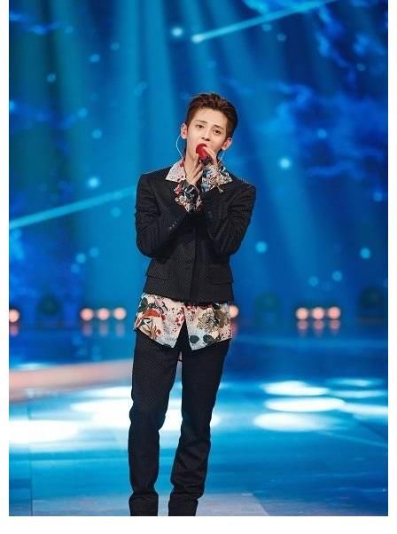 许绍洋|《流淌的歌声》带你回忆“青春的旋律”