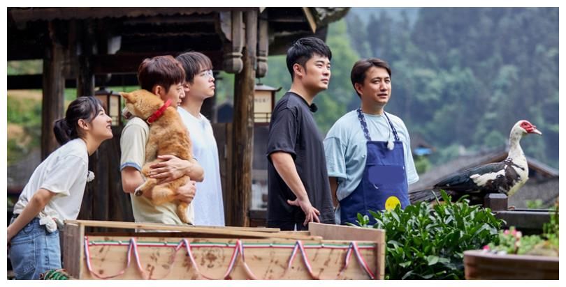 向往的生活5 《向往5》迎来“四季元老”,他把蘑菇屋当自己家,下期未播先火