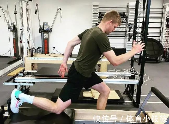 萨斯诺维奇|穆雷两盘不敌FAA无缘八强,西西会师小野兔,科维托娃吞蛋出局