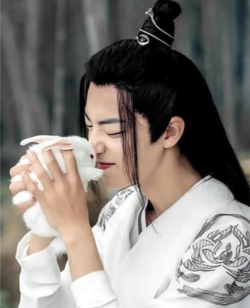 星光大赏最新排名!肖战,王一博争第一,赵丽颖名次让人想不到