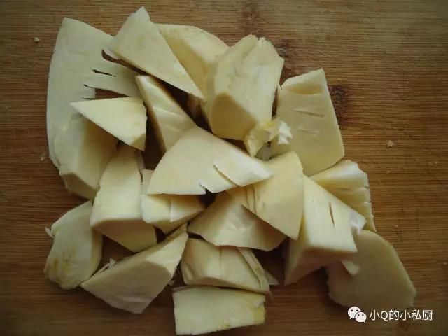 砂锅|今天的菜又脆又肥又不腻竹笋好吃、脆嫩、健康、开胃