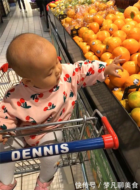 宝宝|宝宝爱拍打超市水果，妈妈给了他一个难忘的回忆，网友：太坏了
