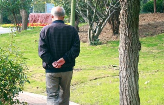 癌症|容易长白发的人,不会轻易得癌有科学依据吗揭露真相