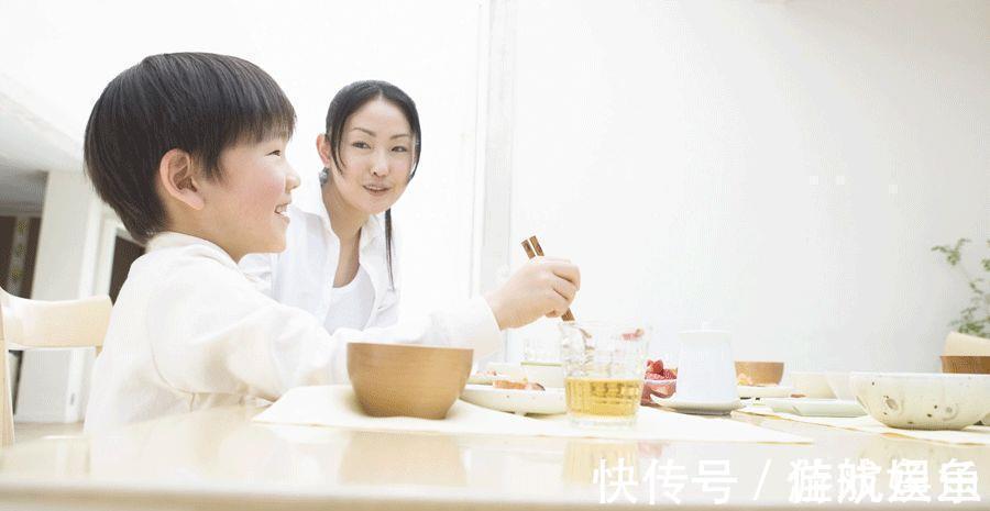 炸鸡|这些食物就是“天然催熟剂”，性早熟的孩子，60%都是栽到它们上