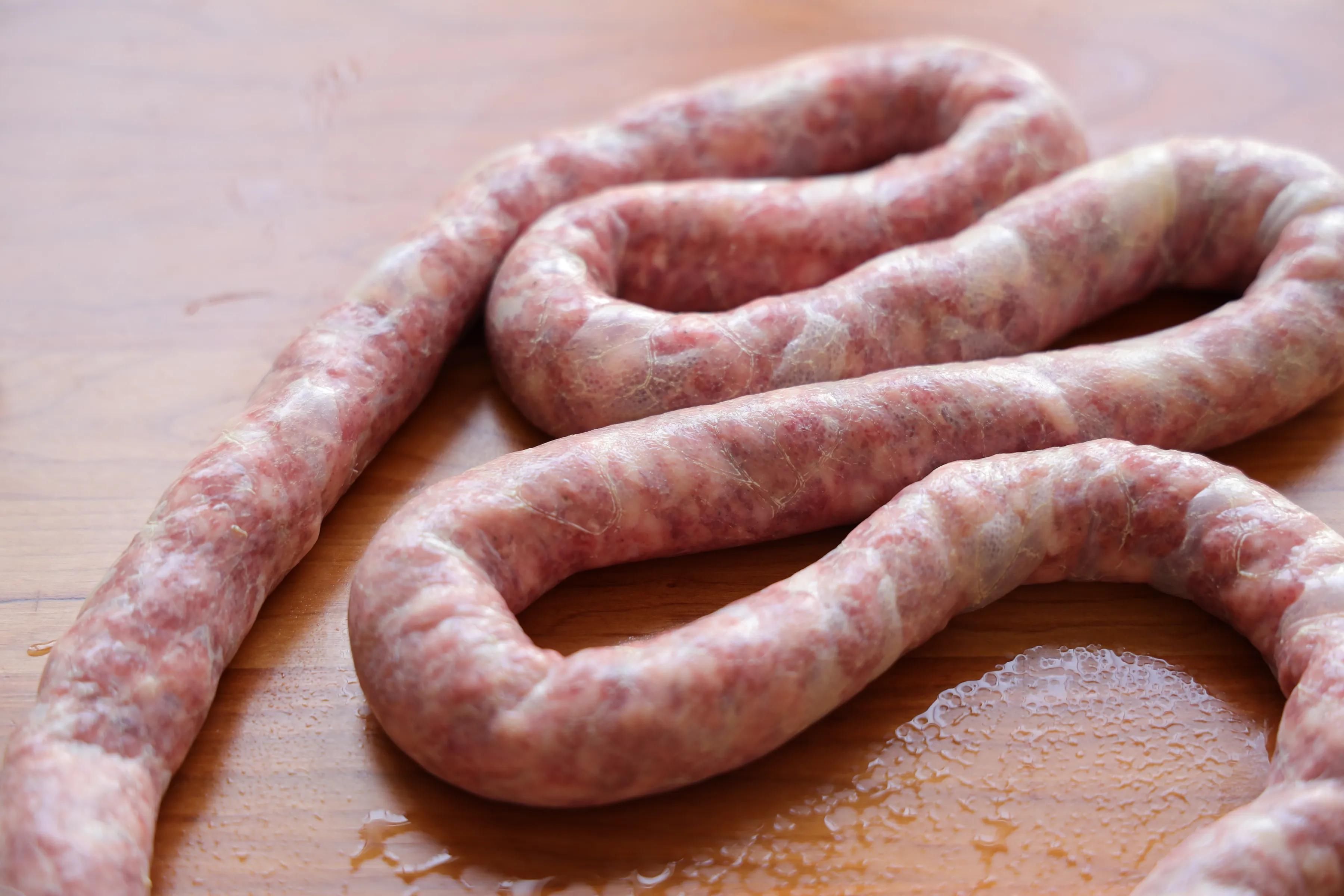 瘦肉|自制脆皮肠，纯肉馅儿吃起来太过瘾了，在家做无添加才健康