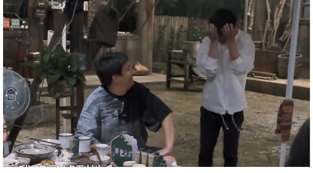 蘑菇|被黄磊说是“专业哭的”，被何炅模仿哭相，欧阳娜娜直言：好丢脸