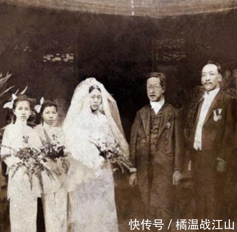 章母#没有一家姑娘愿意嫁他,母亲便让他娶贴身婢女,但却只准丫鬟做妾