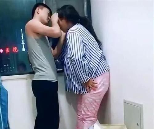 丈夫|产妇生产时疼得撕心裂肺,看丈夫的举动,这辈子嫁对人了