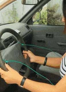 |搞笑GIF:熊孩子你做了, 我小时候想做又不敢做的事情