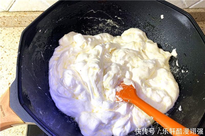 过年别买糖,教你做网红雪花酥,又酥又香好吃到爆,10分钟搞定