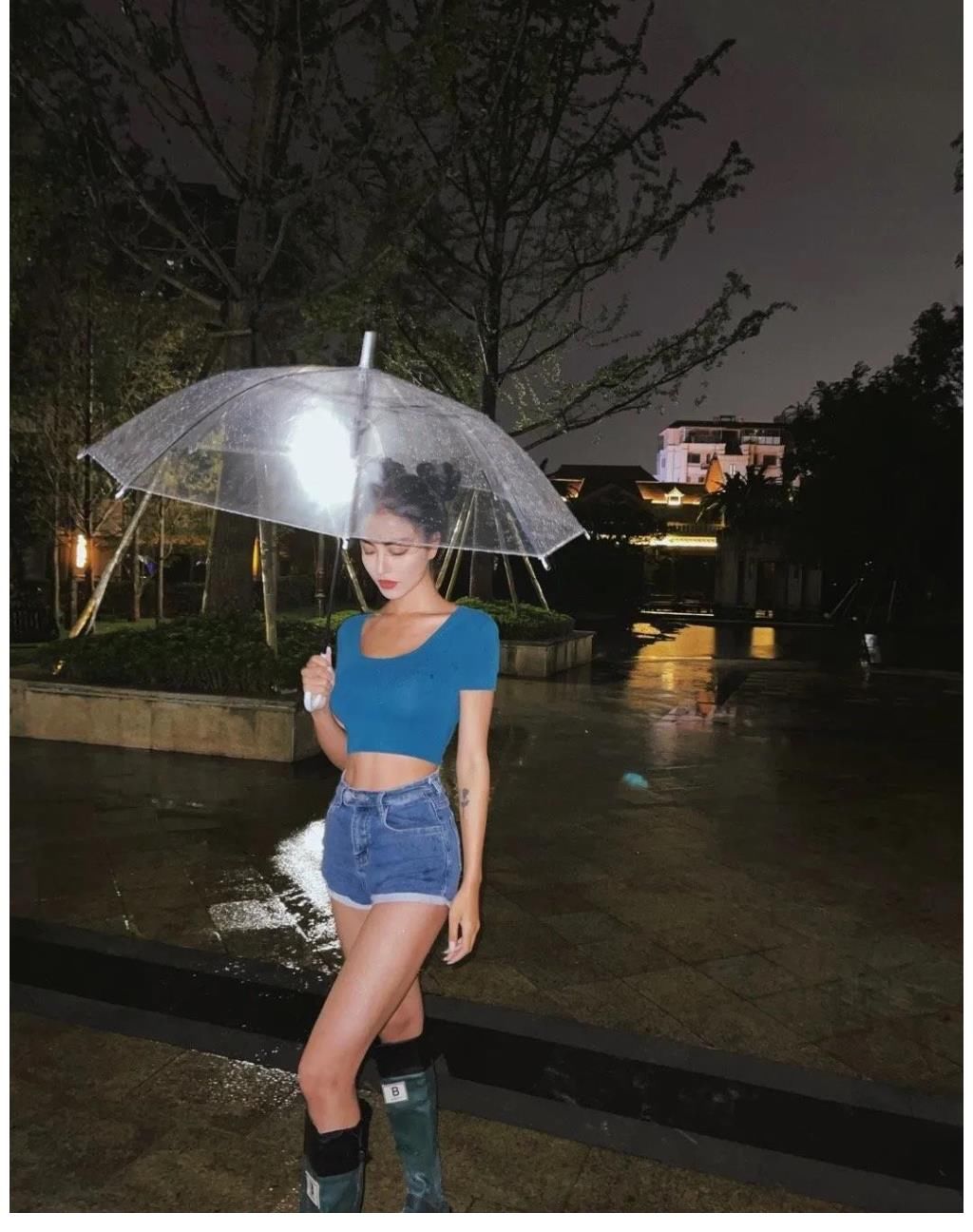 美女|22岁重庆健身美女，靠健身打造完美身材，你觉得美吗？