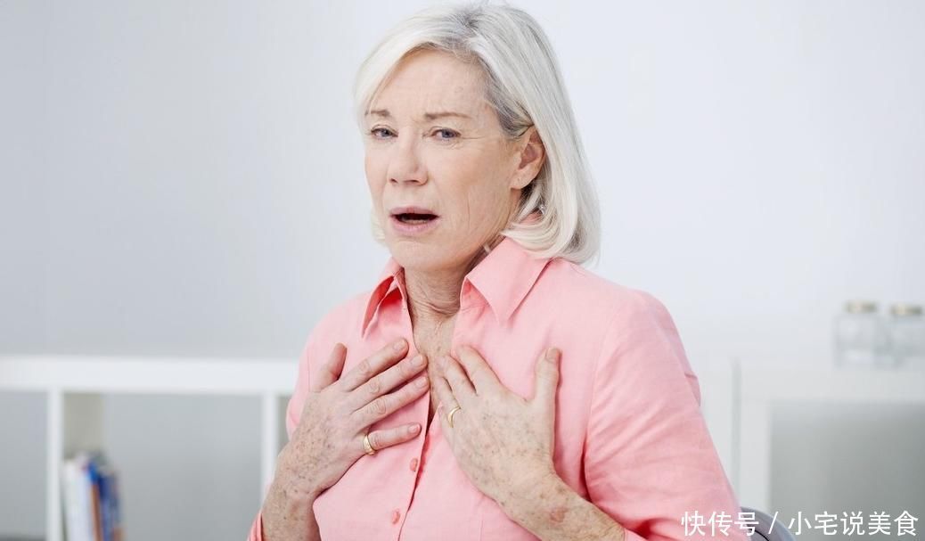 骨質(zhì)疏松的癥狀有哪些?吃什么食物可預(yù)防骨質(zhì)疏松?