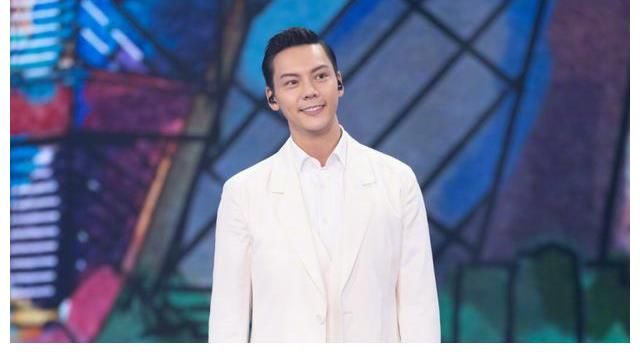 國(guó)慶晚會(huì)|央視國(guó)慶晚會(huì)收視率第一，每個(gè)節(jié)目都有深意，謝霆鋒最亮眼