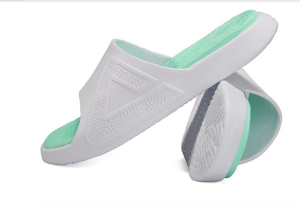 浪漫|还在为520的送礼而担心吗？不用担心，你的告白路上由我助攻~这里有份浪漫送礼攻略！快来看看吧~