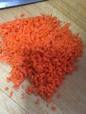 比肉好吃的素菜菜谱，香煎西葫芦，简单美味营养，超下饭，吃不够