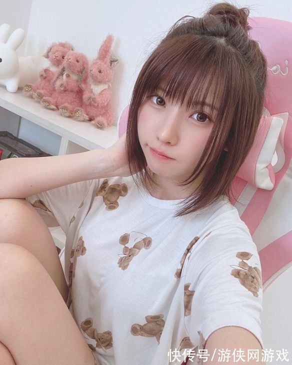 日本|Enako唯美风图册发售：日本“COSPLAY一姐”微露性感