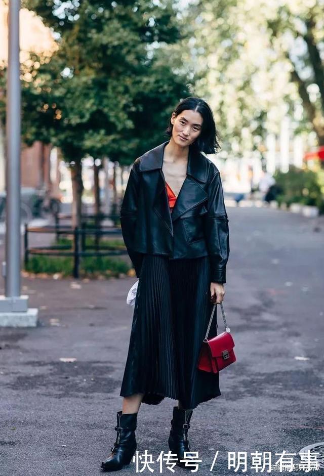 最近火了一种穿法，叫“冬外套+春裙子”，时髦保暖，明星都上瘾