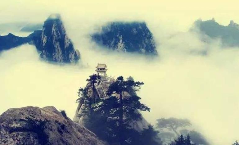 狂诗@24岁的杜甫看山写下“狂诗”,后世文人争议不休,年年入选课本