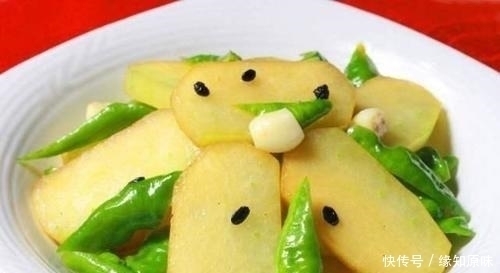 土豆和此物一起炒,每天炒一盘,血管通畅了,淡化雀斑,早食早好