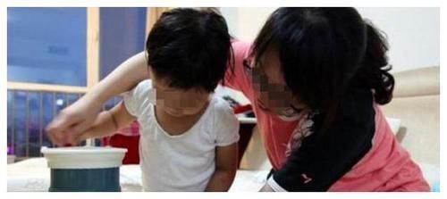 弟弟|“弟弟才6岁,养不起就别生”,女儿发信息控诉父母,回复亮了