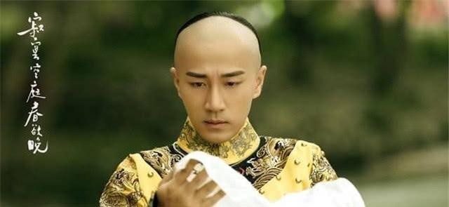 康熙|康熙第一次吃巧克力,看了900多字的“说明书”,脱口而出3个字!