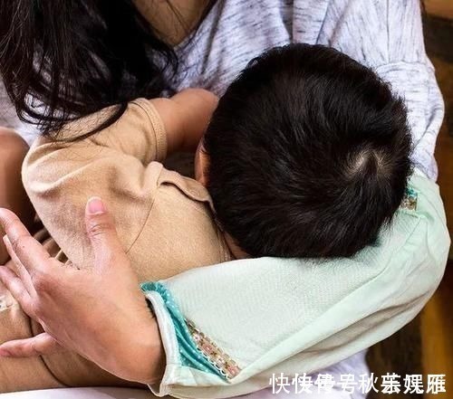 宝宝|宝宝 3 岁前,家长要谨记“不吃三饭”!辅食吃好了,娃更少生病