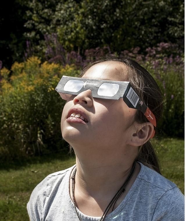 互联网时代|缓解孩子用眼疲劳,避免孩子成为“四眼仔”,早知道孩子早受益