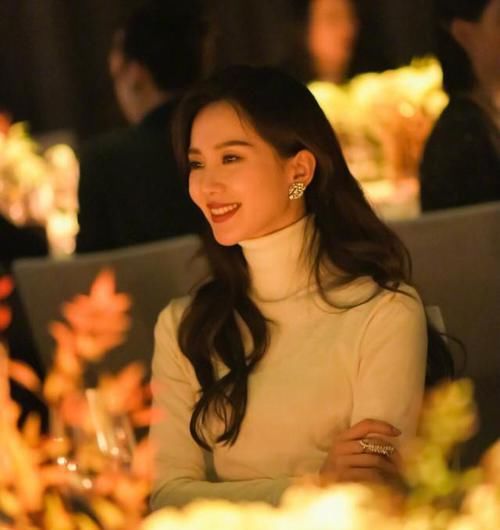 你适合“扎发”还是“披发”？主要由这5个前提判断，照做准美