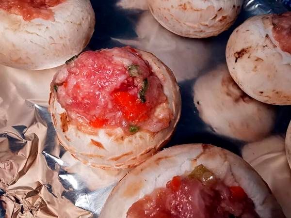 拳头大的口蘑，就应该这么吃，汤汁都是精华美味