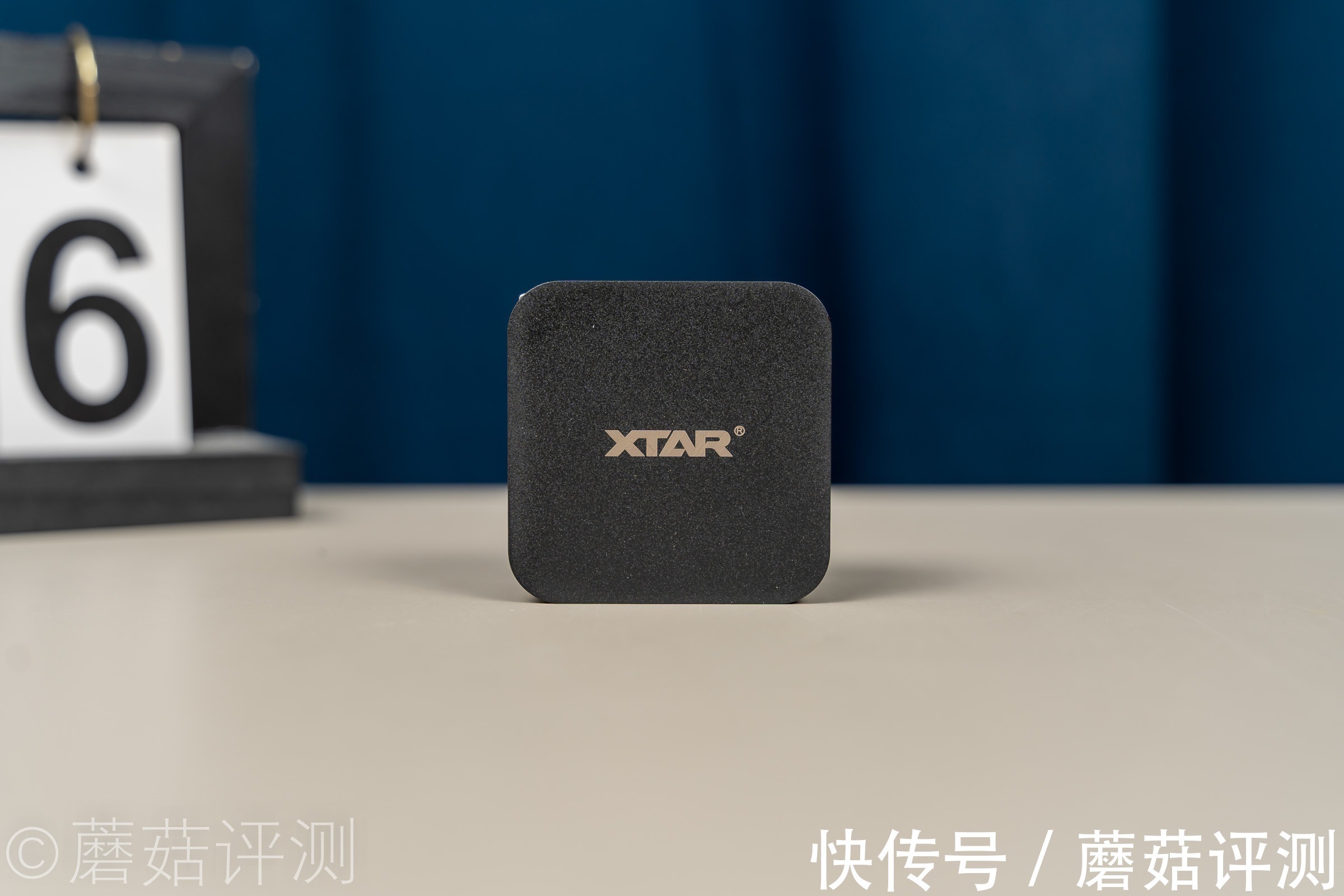 pd|整合模块，充电方便、携带更方便、XTAR SN4数码单反相机充电器 评测