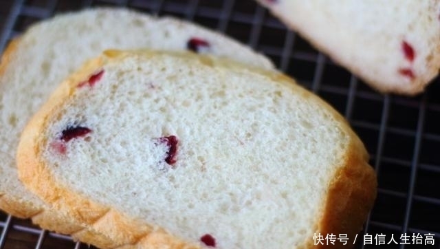 想吃面包,不会做怎么办?跟我学,一键式做出柔软拉丝的美味面包