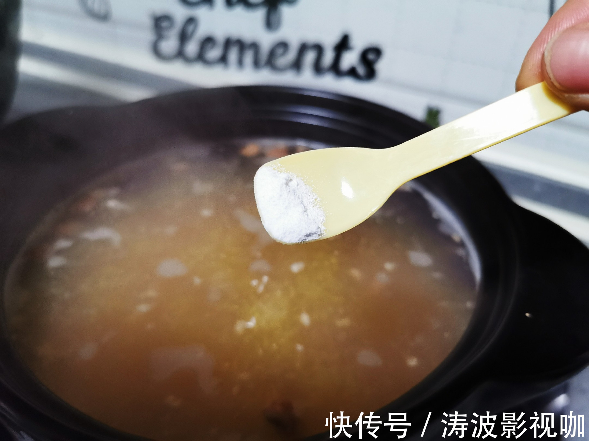 燕麦|晚上失眠睡前喝点它直接一觉睡到天亮,一碗成本还不到5毛钱!